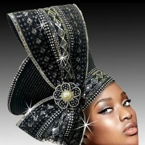 JUST IN - EXTRAVAGANT SCULPTED BLACK JEWELED COUTURE WOMEN'S DESIGNER HAT NWT